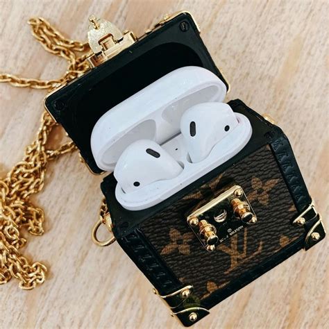 louis vuitton airpod case price|louis vuitton ipod case.